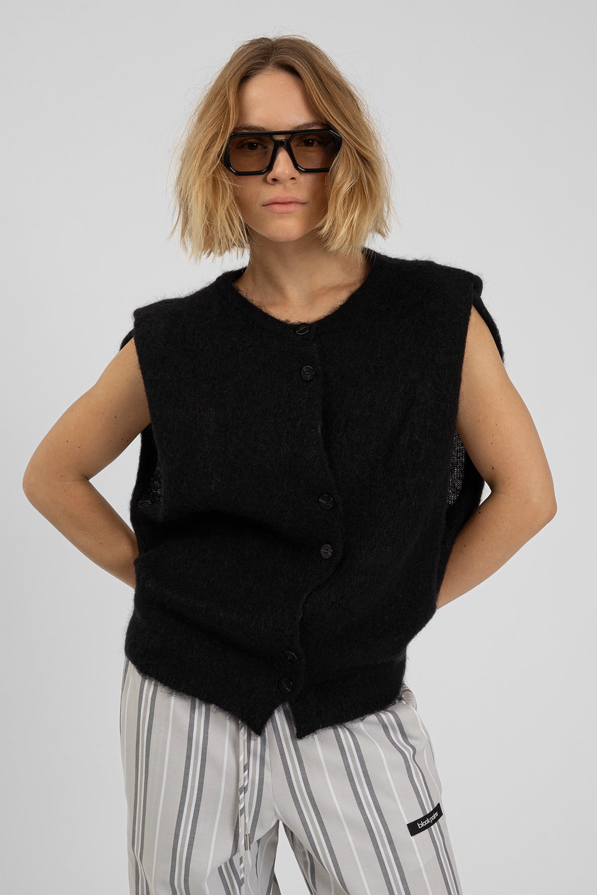 AYA Cardigan Black