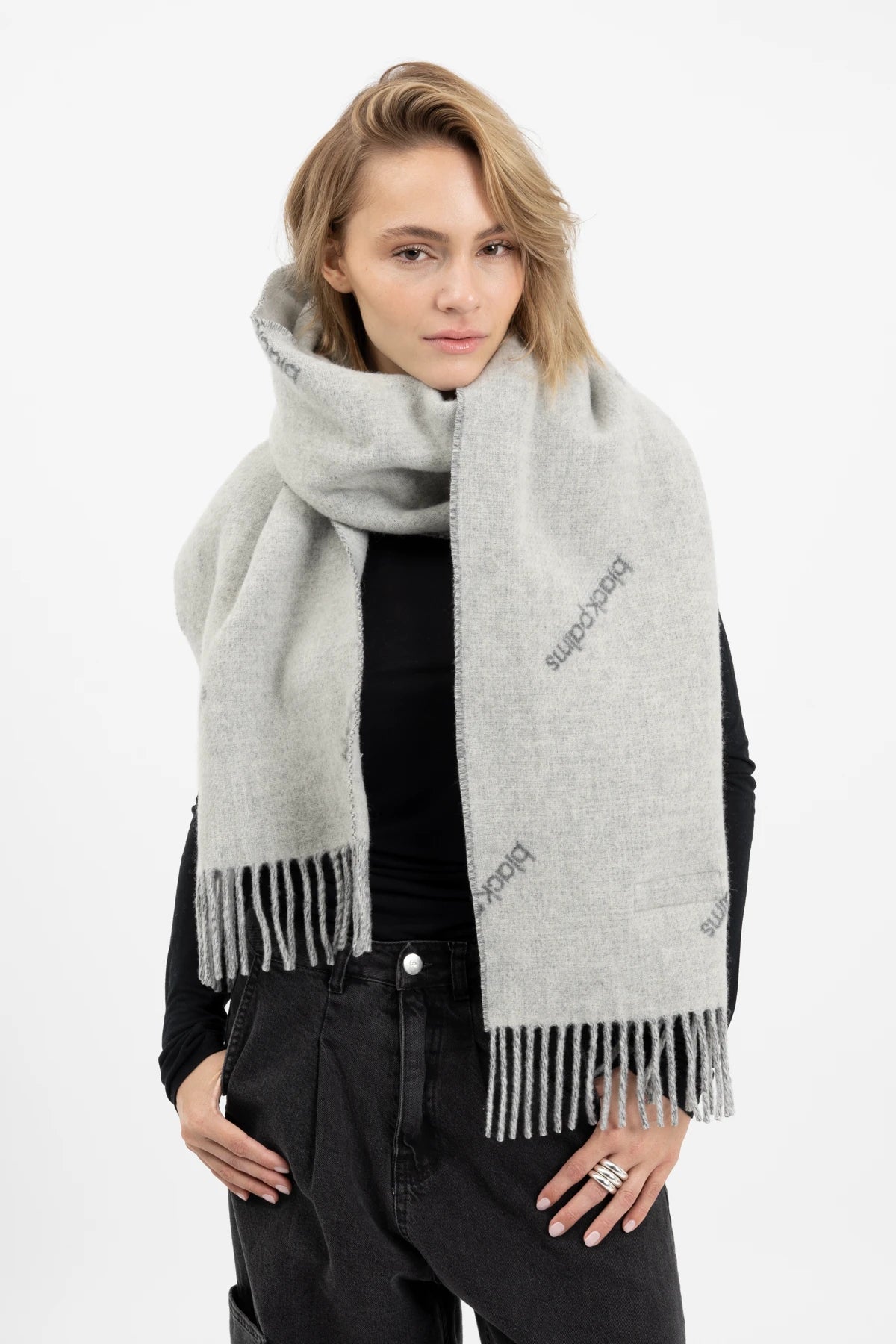 bp Scarf Light Grey
