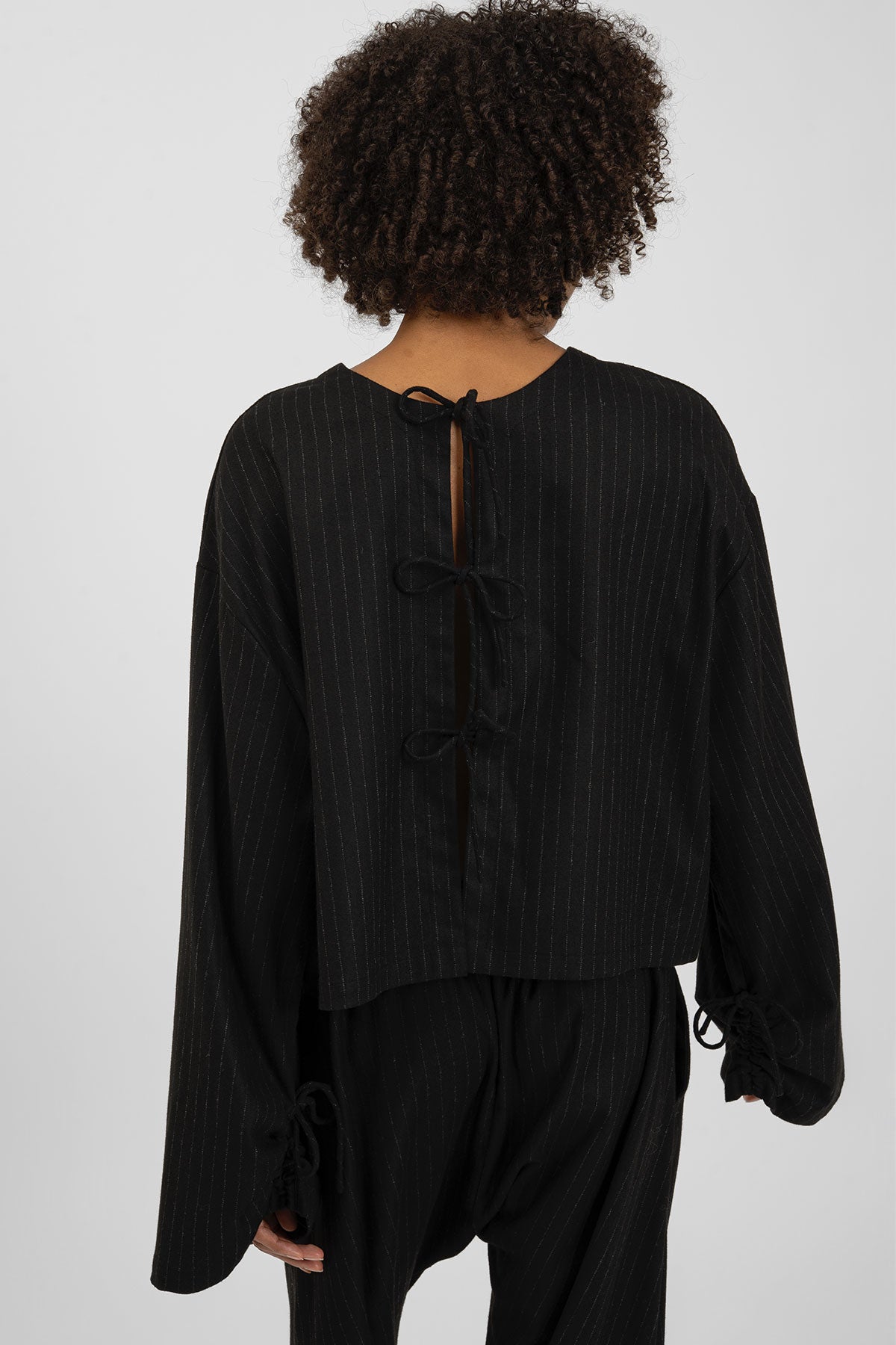 BENJA Shirt Pinstripe Black