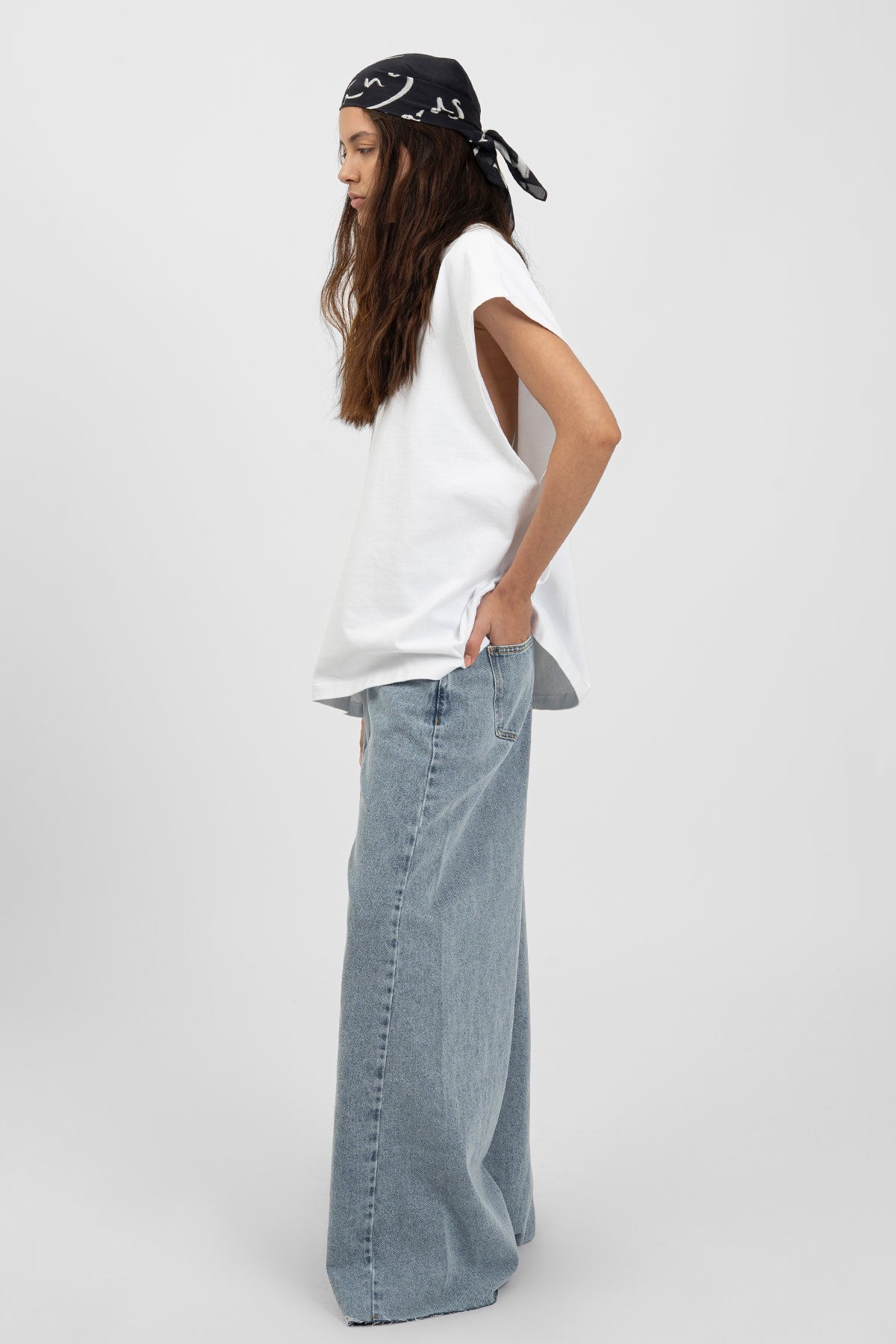 bp HEAVY 013 Sleeveless Tee White